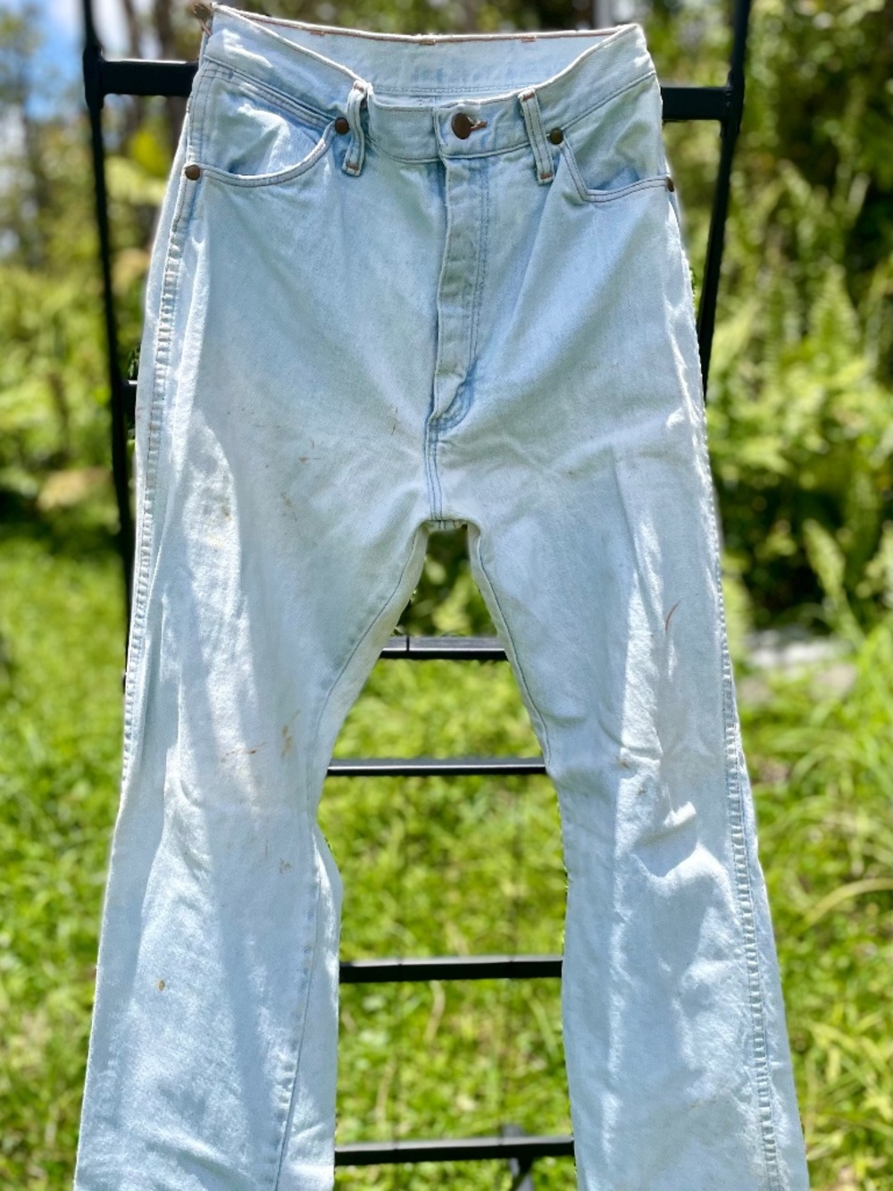 Wrangler women's western jeans light wash